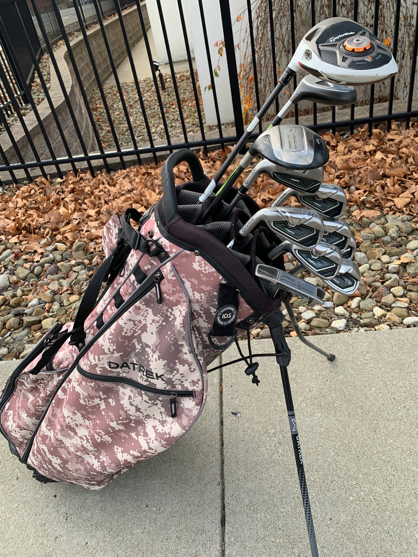 Left-Handed TaylorMade RBZ Golf Set + Bag