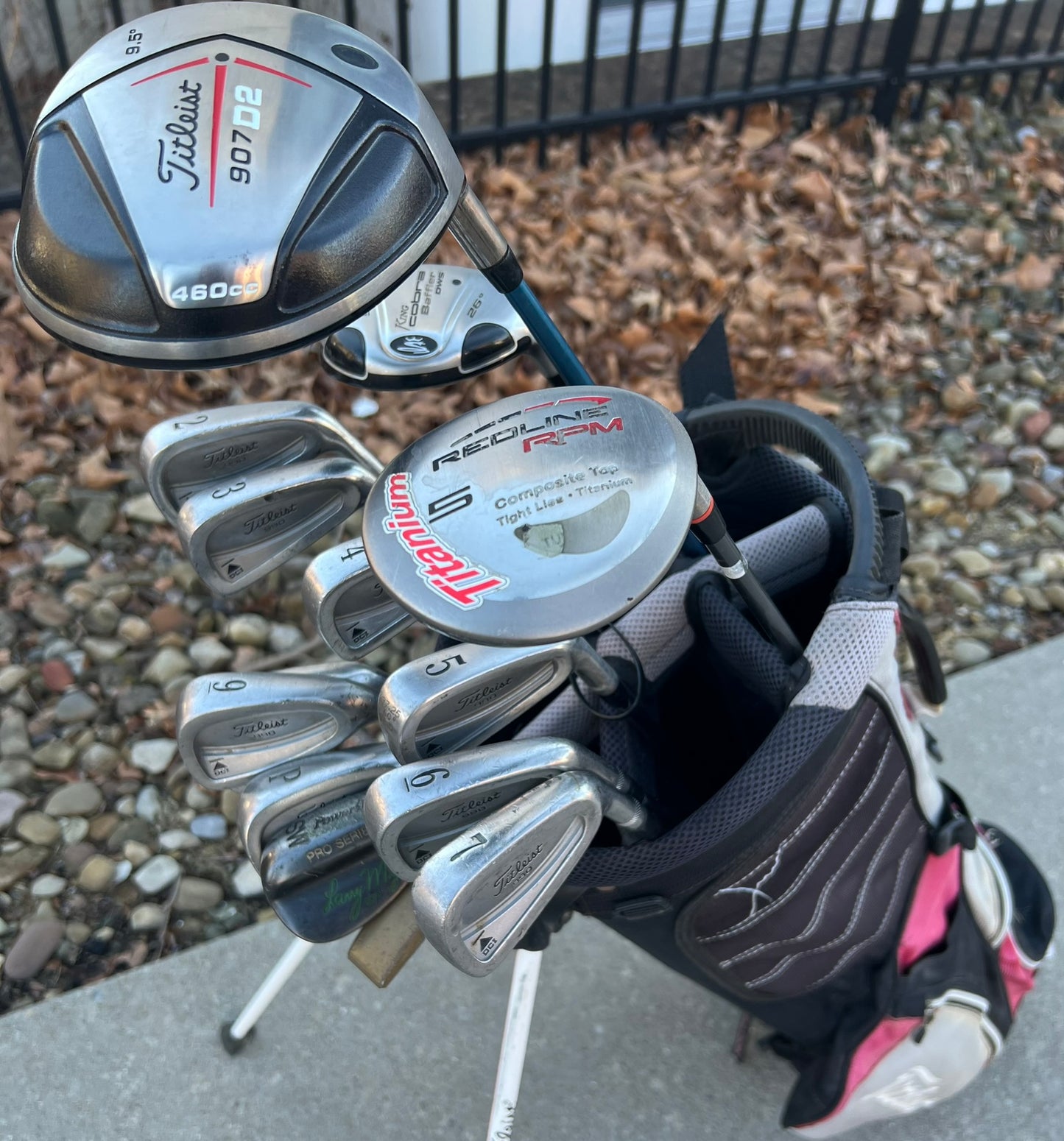 1/2" Short - Titleist Golf Set + Bag