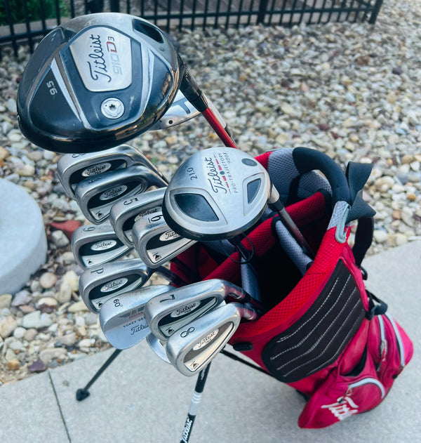 Titleist Golf Set + Bag