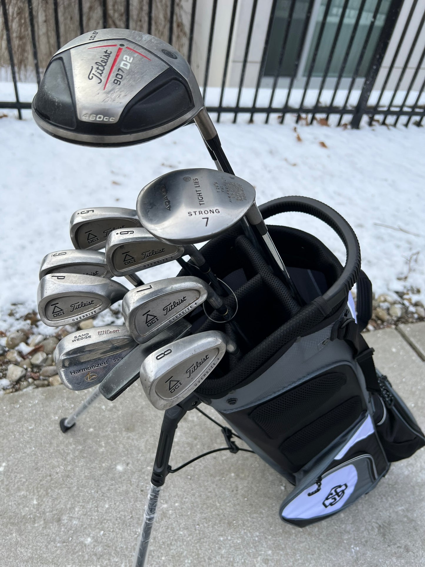 Titleist Golf Set + NEW BAG