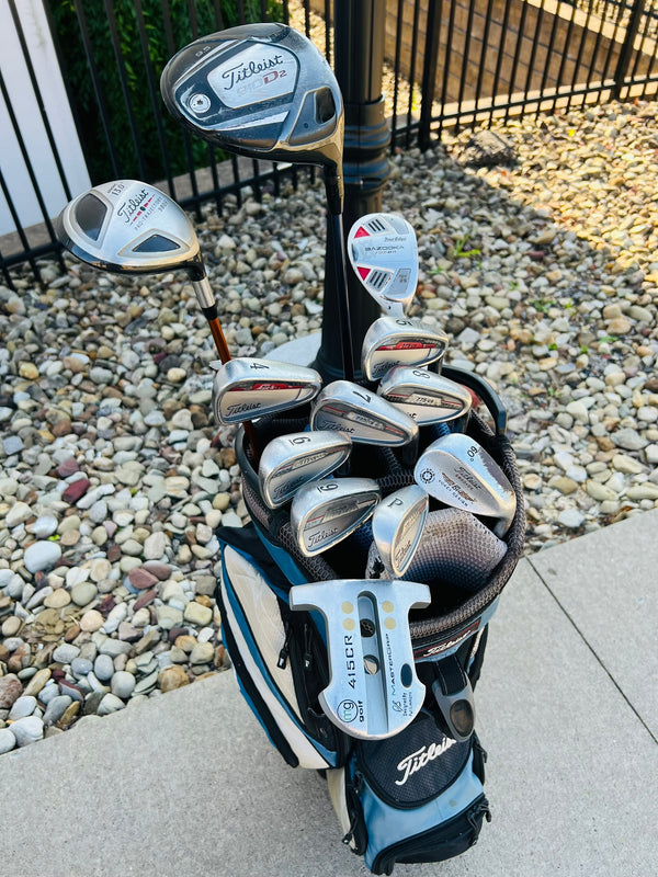 Titleist Golf Set + Bag