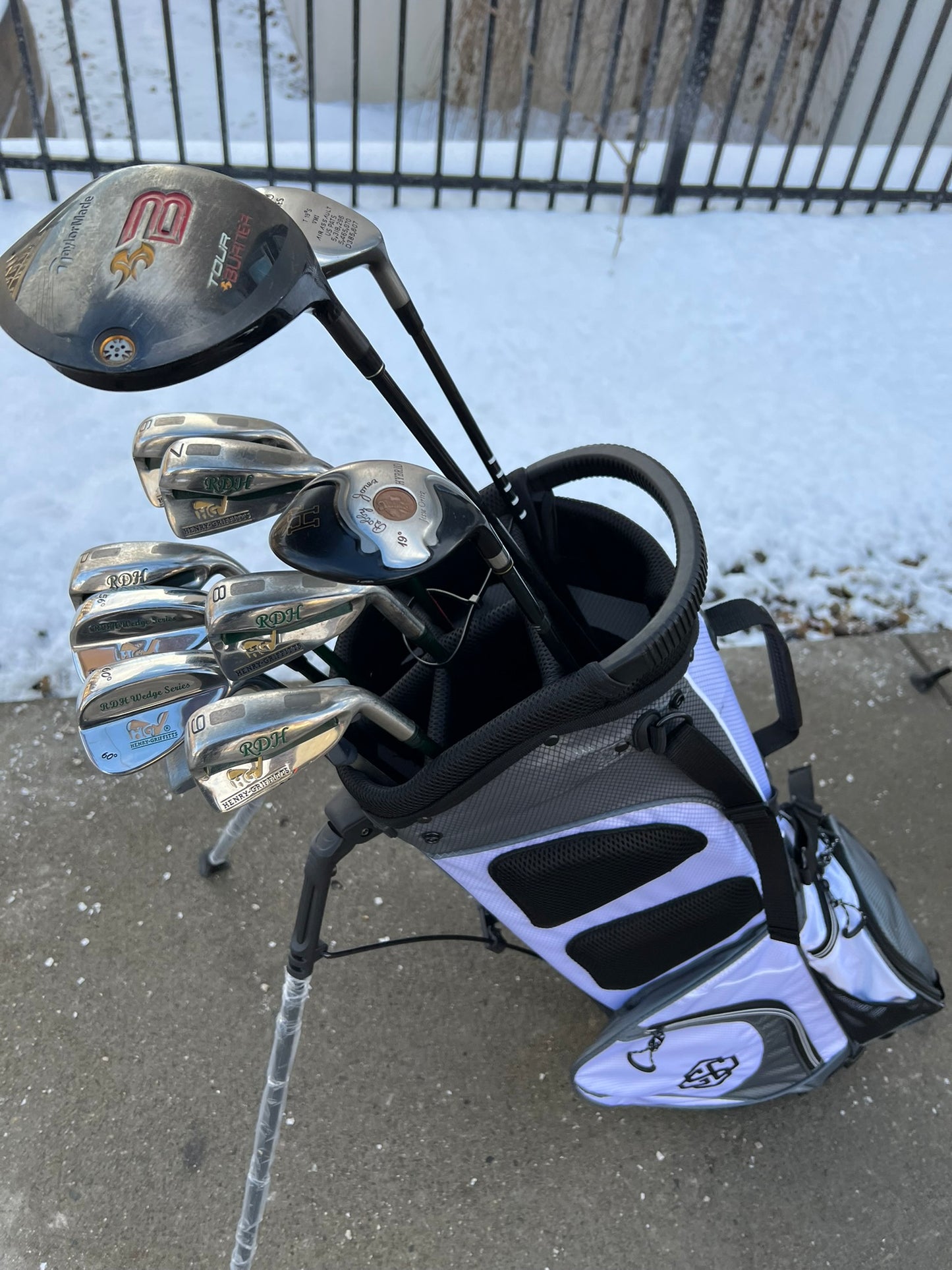 +1/2" Long - Golf Set + NEW BAG - TaylorMade, Henry Griffitts - Mixed Set