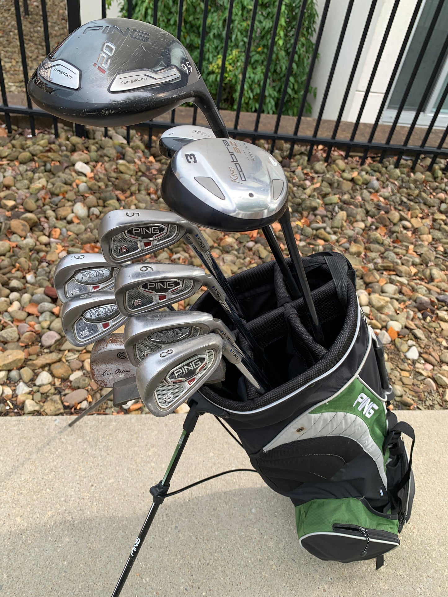 PING Golf Set + Bag