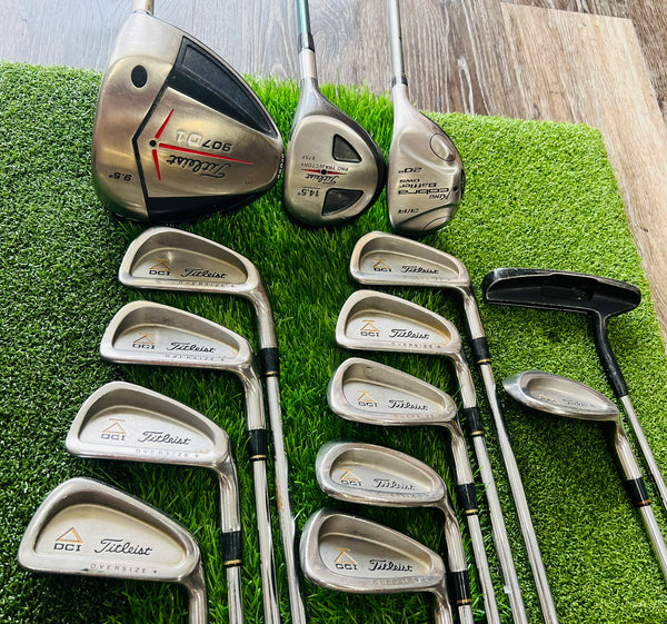 Titleist Golf Set - NO BAG