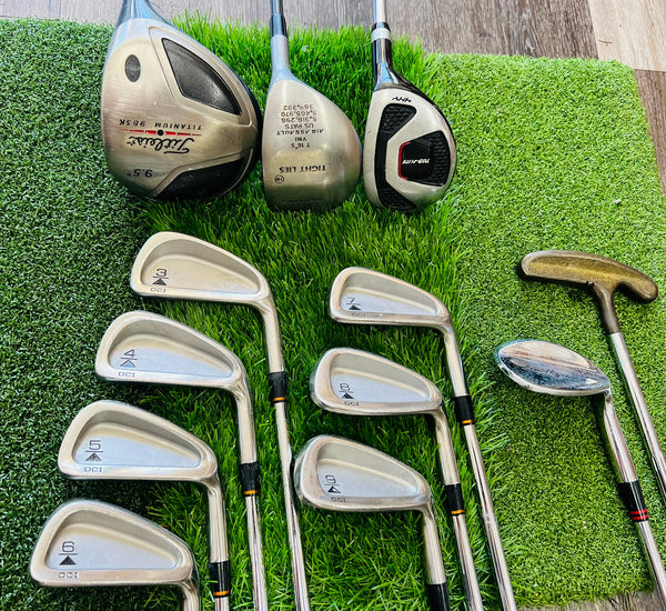 Titleist Golf Set - NO BAG