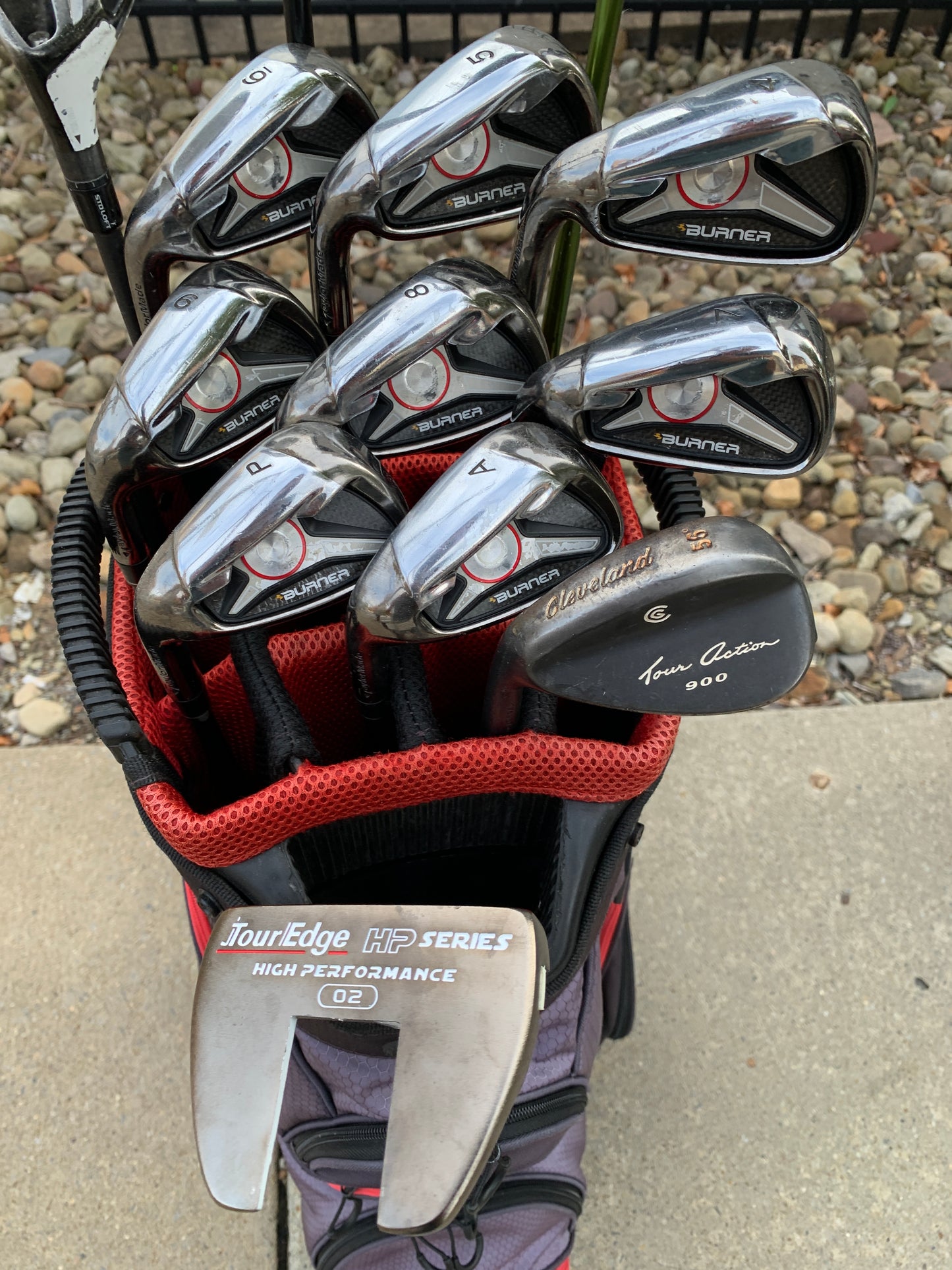 Left-Handed TaylorMade Golf Set + Bag