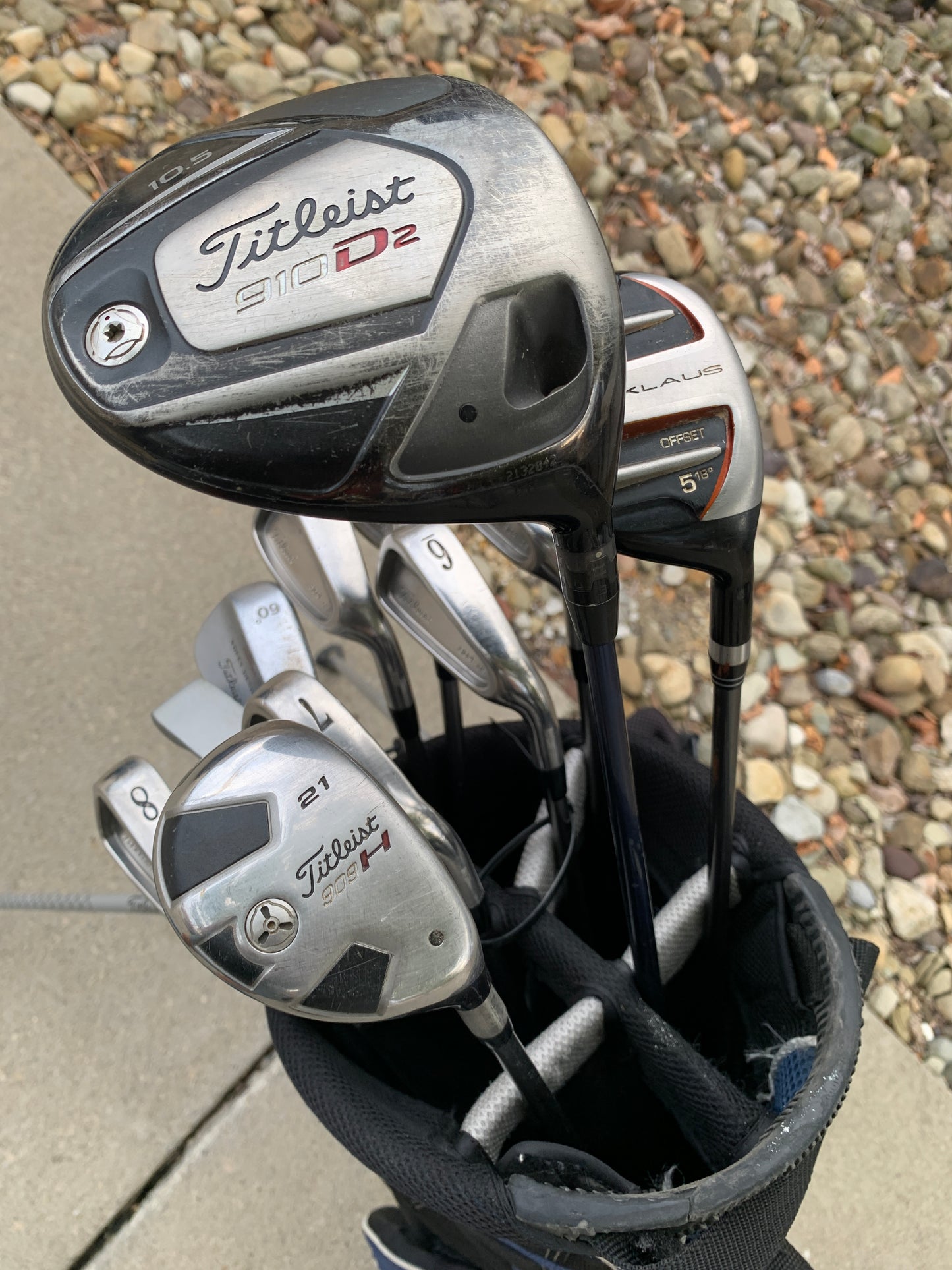 +1/2" Long - Titleist Golf Set + Bag