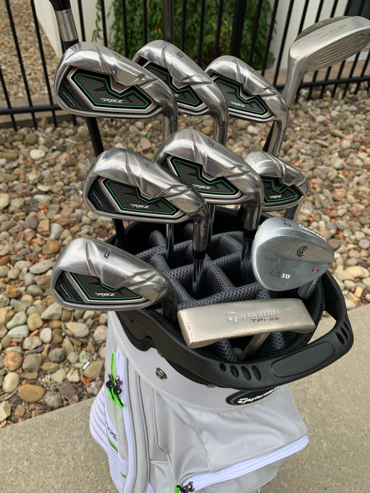 +1/2" Long - TaylorMade RBZ Golf Set + Bag