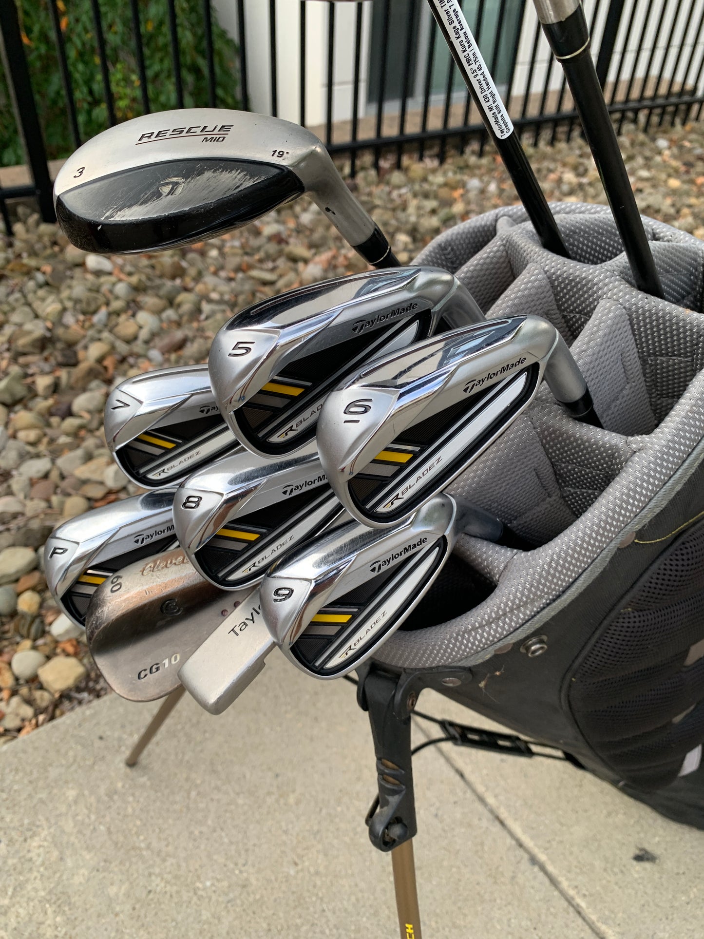 +1/2" Long - TaylorMade RocketBladez Golf Set + Bag