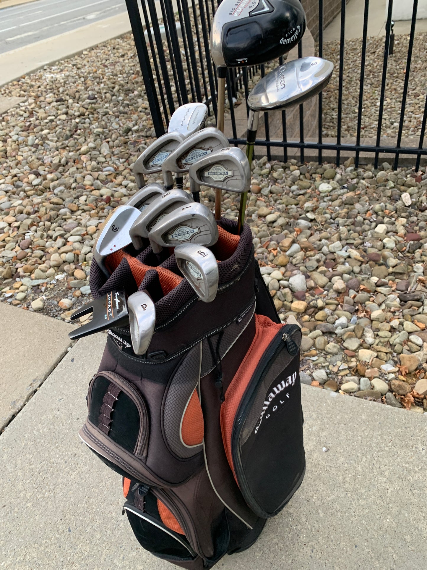 Left-Handed Callaway Big Bertha Golf Set + Bag