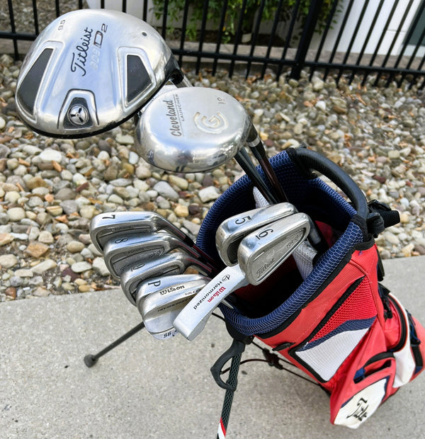 Titleist Golf Set + Bag