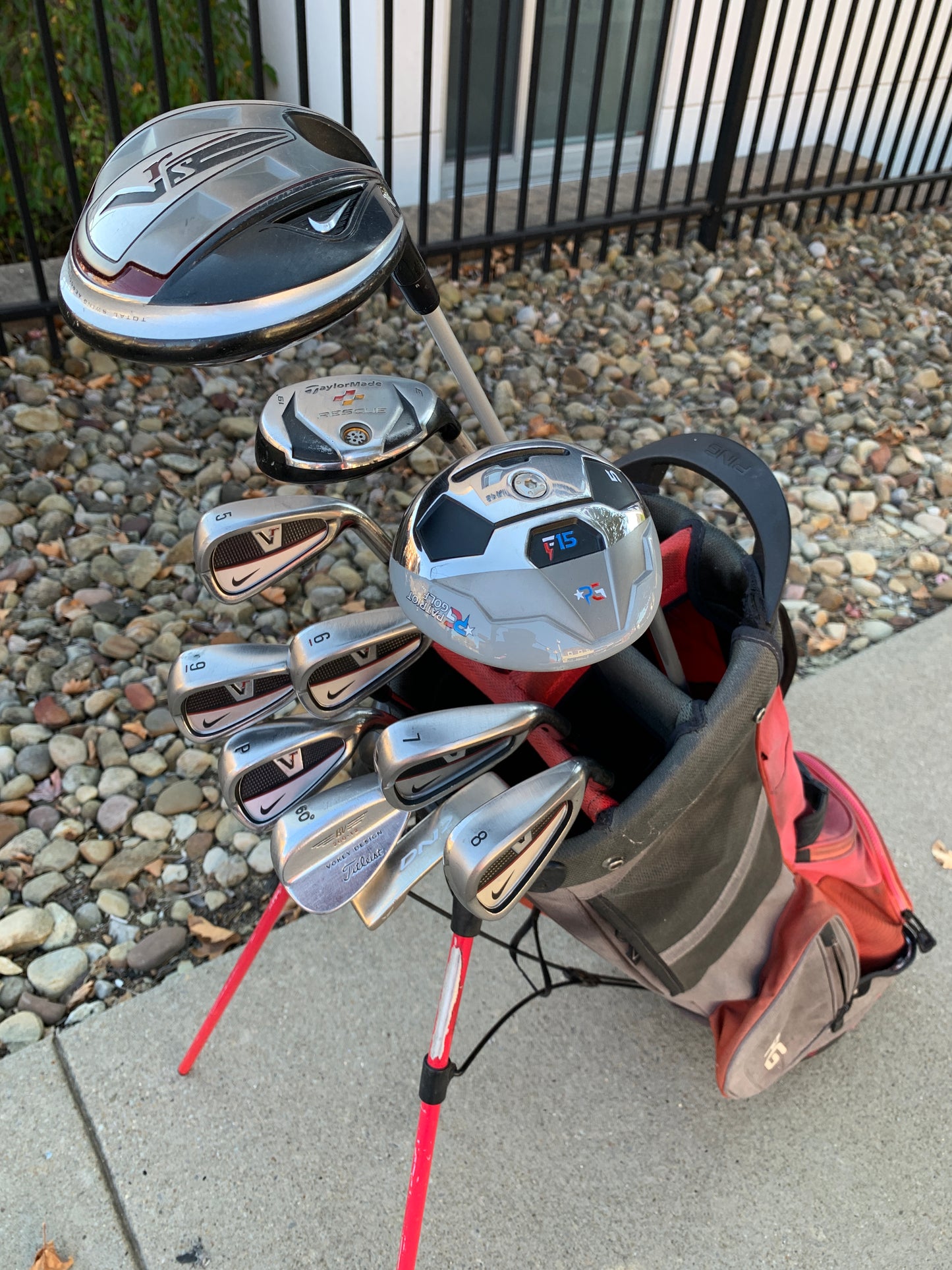 Nike VR Golf Set + Bag