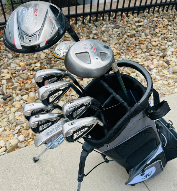 Titleist AP1 Golf Set + NEW BAG