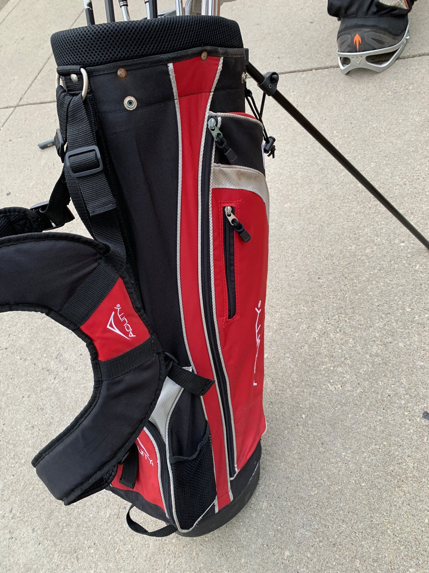 TaylorMade Golf Set + Bag