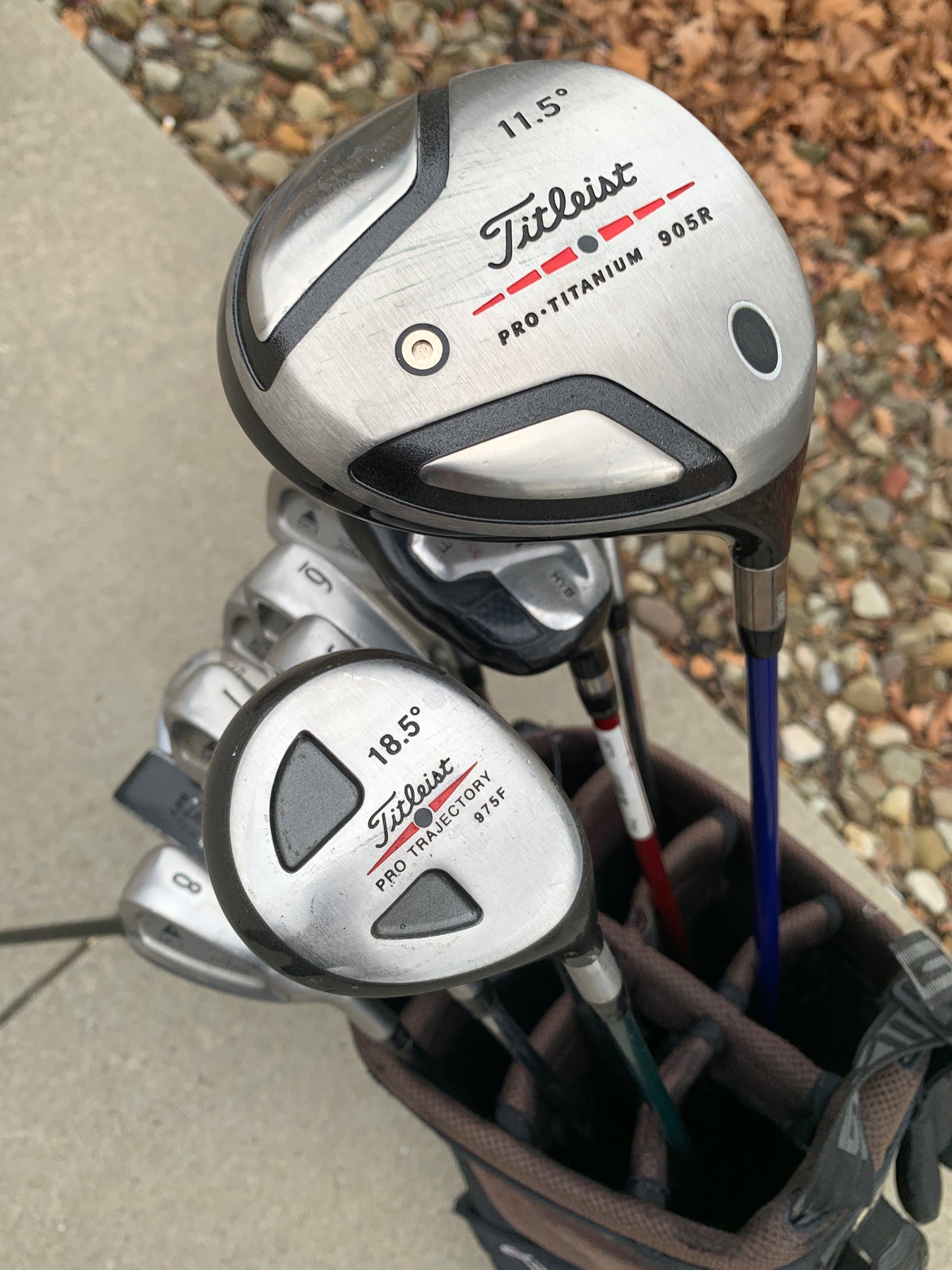 Titleist Golf Set + Bag