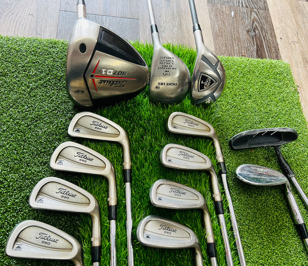 Titleist Golf Set - NO BAG