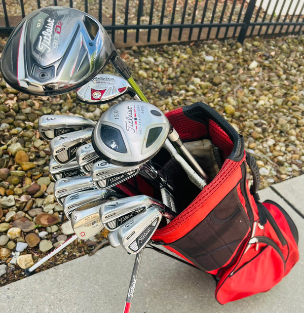 Titleist Golf Set + Bag