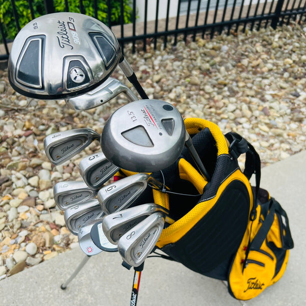 Titleist Golf Set + Bag